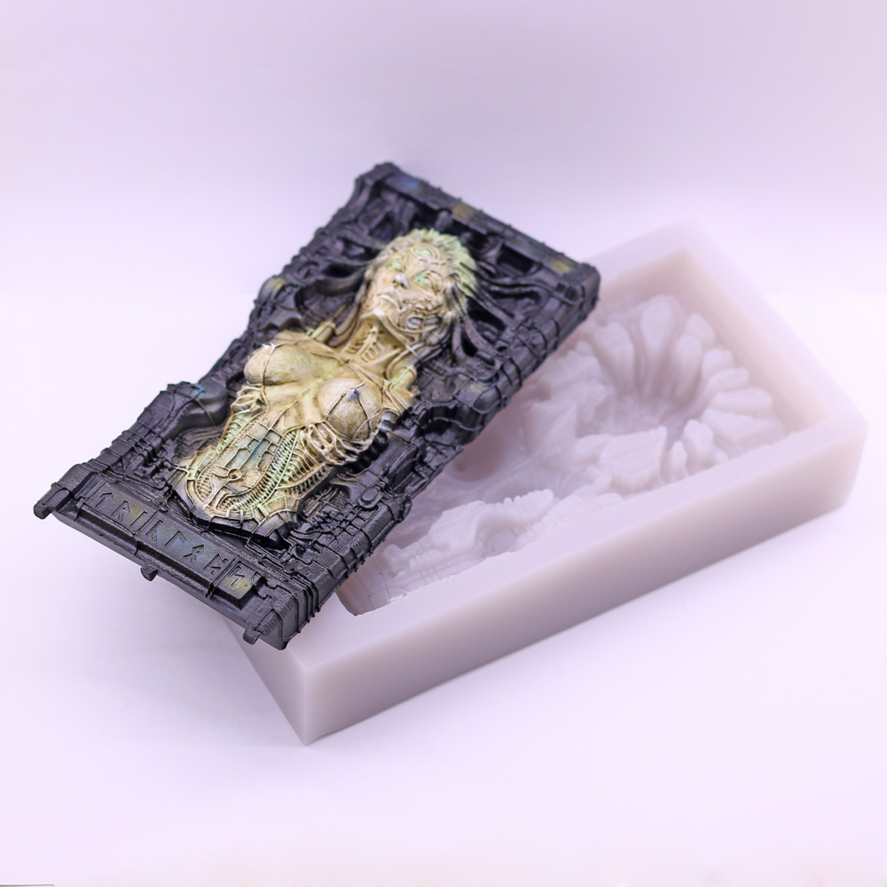 Alien Queen Silicone Molds for - Soap Making Queen ulasan dan harga